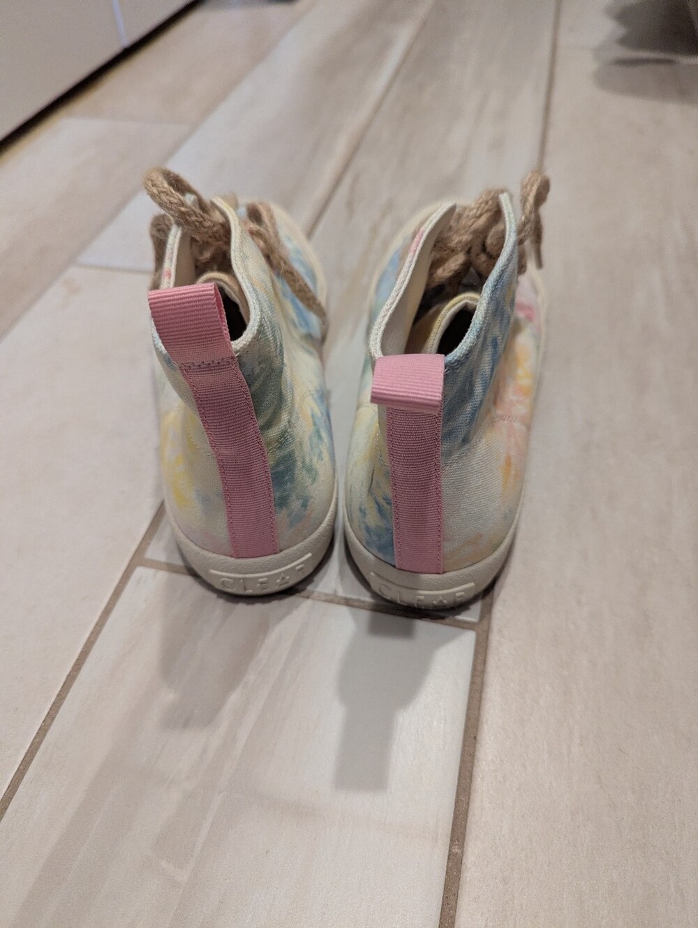 Anthropologie Dolce Vita High Top Tie Dye canvas Sneakers 9 - Picture 9 of 11